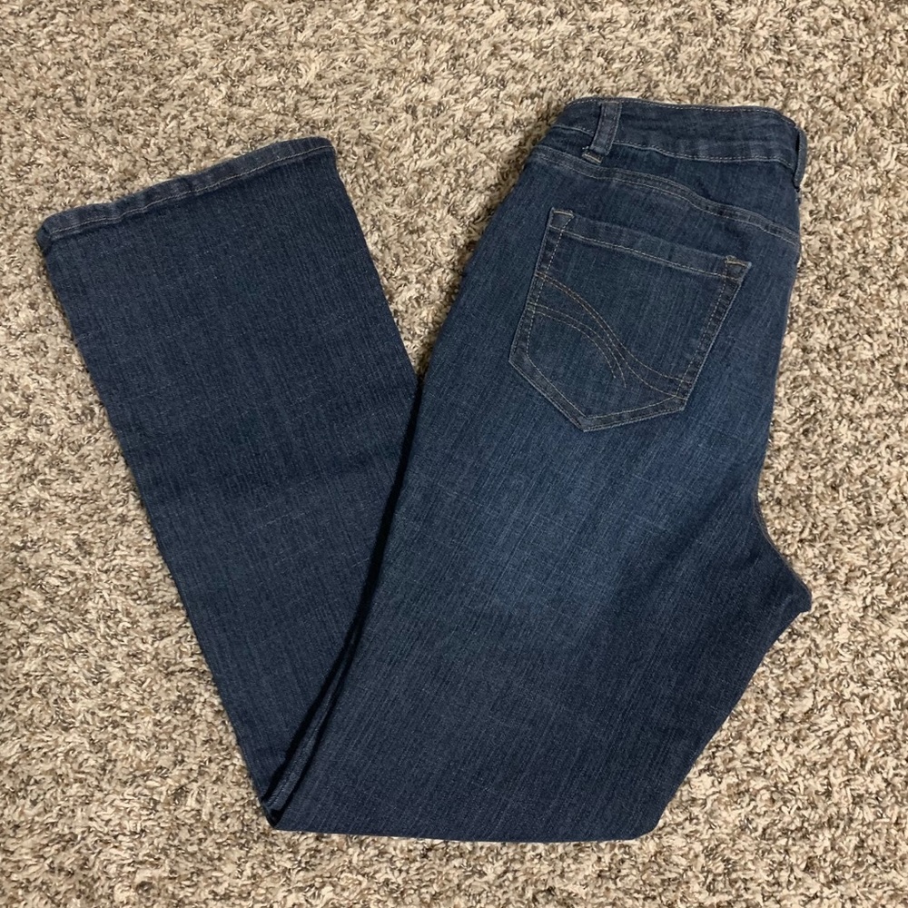 ‼️SOLD‼️St. John’s Bay Women’s Jeans